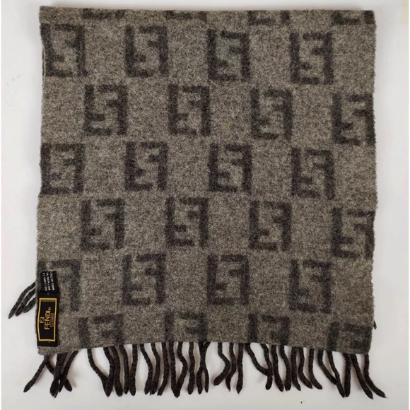 Fendi Gray Monogram Scarf - Picture 4 of 6